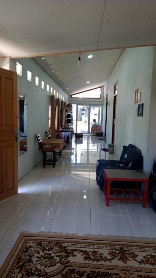 Belitung Backpacker Lägenhet Tanjung Pandan Exteriör bild