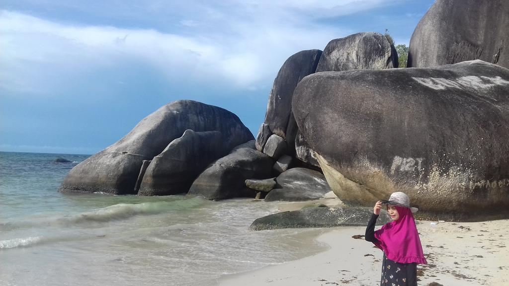 Belitung Backpacker Lägenhet Tanjung Pandan Exteriör bild