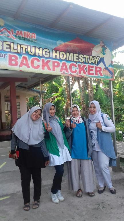 Belitung Backpacker Lägenhet Tanjung Pandan Exteriör bild