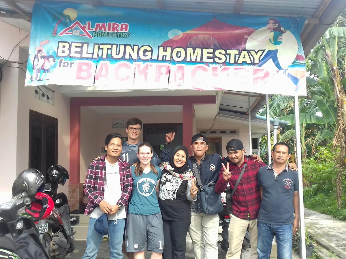 Belitung Backpacker Lägenhet Tanjung Pandan Exteriör bild